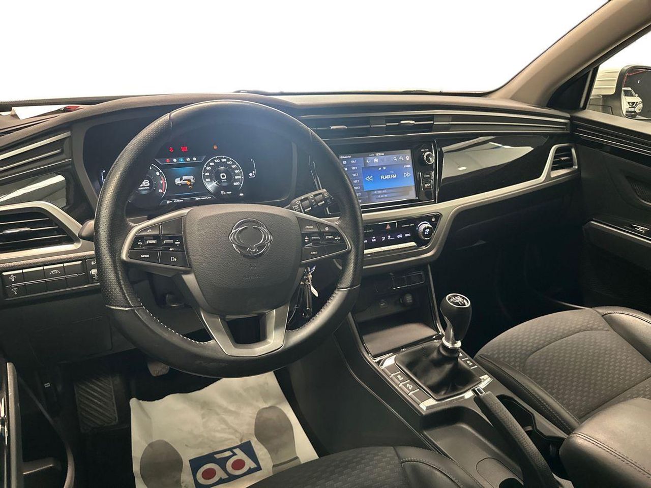 SsangYong Korando G15T Premium - Foto 12