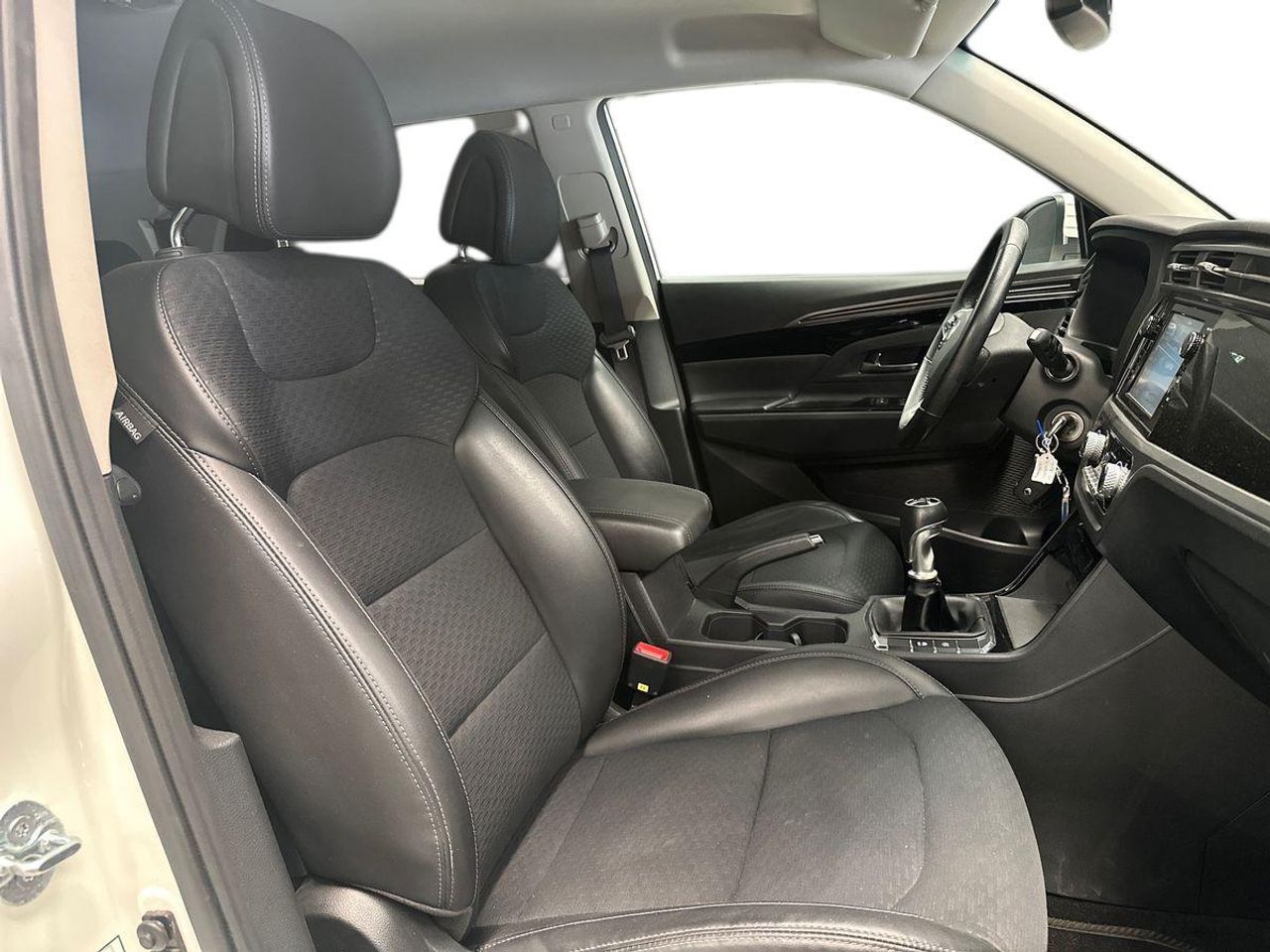 SsangYong Korando G15T Premium - Foto 20
