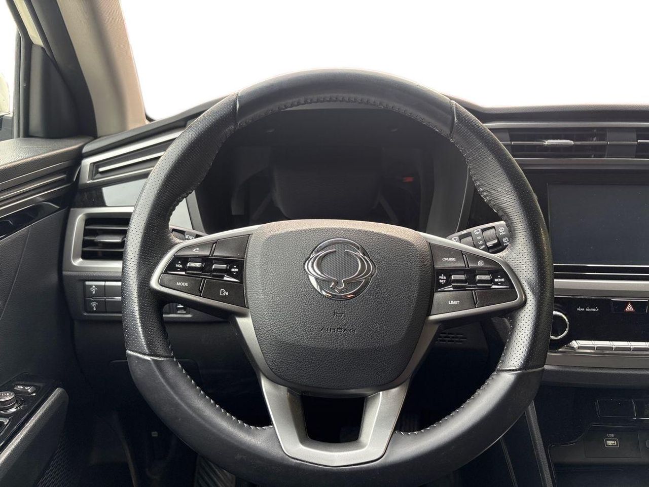 SsangYong Korando G15T Premium - Foto 13