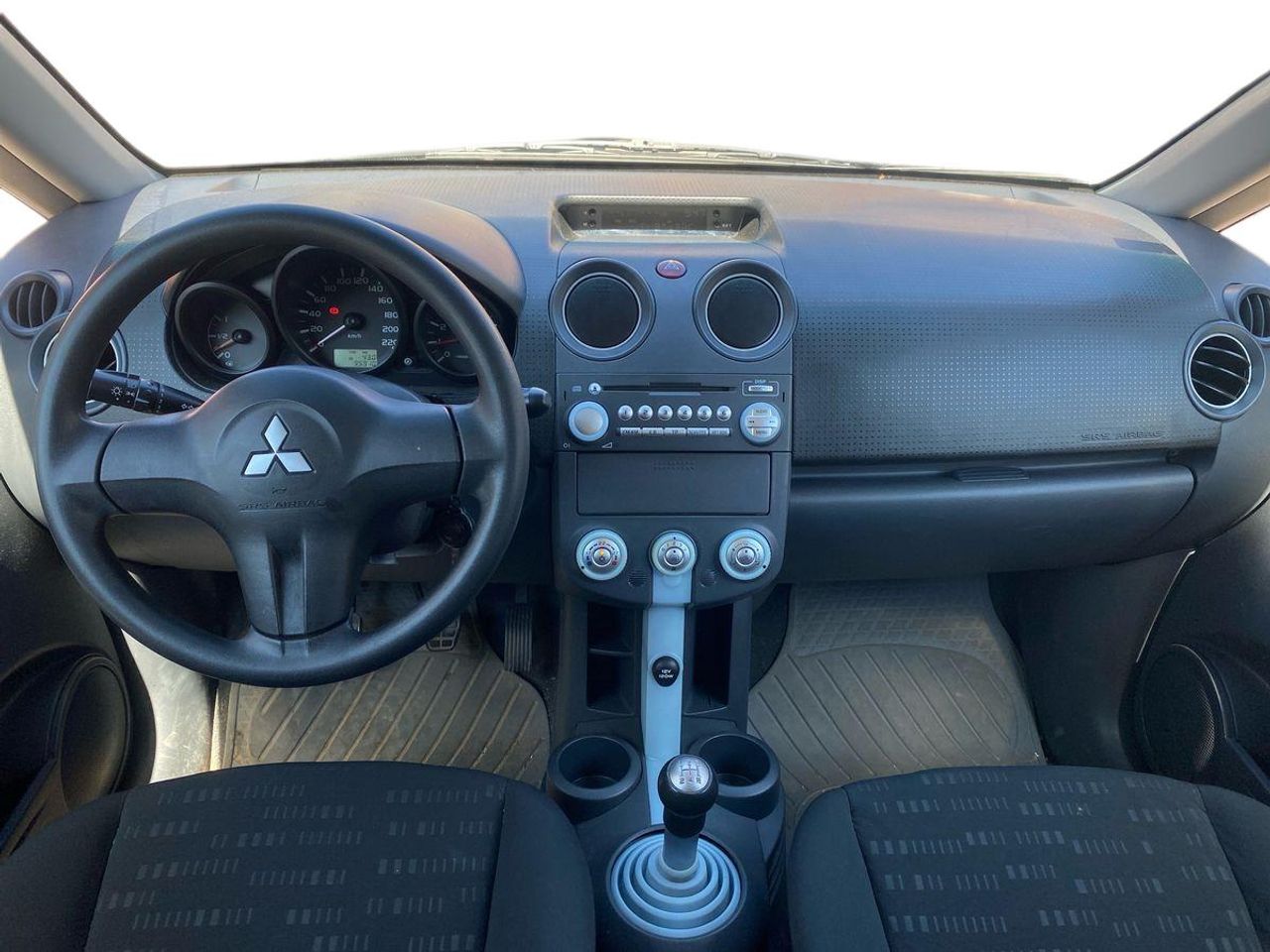Mitsubishi Colt COLT 1.3 - Foto 11