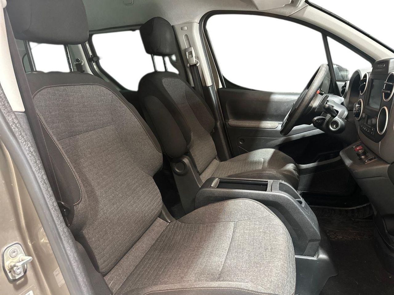 Citroën Berlingo 1.6 Blue-HDi XTR Plus - Foto 18