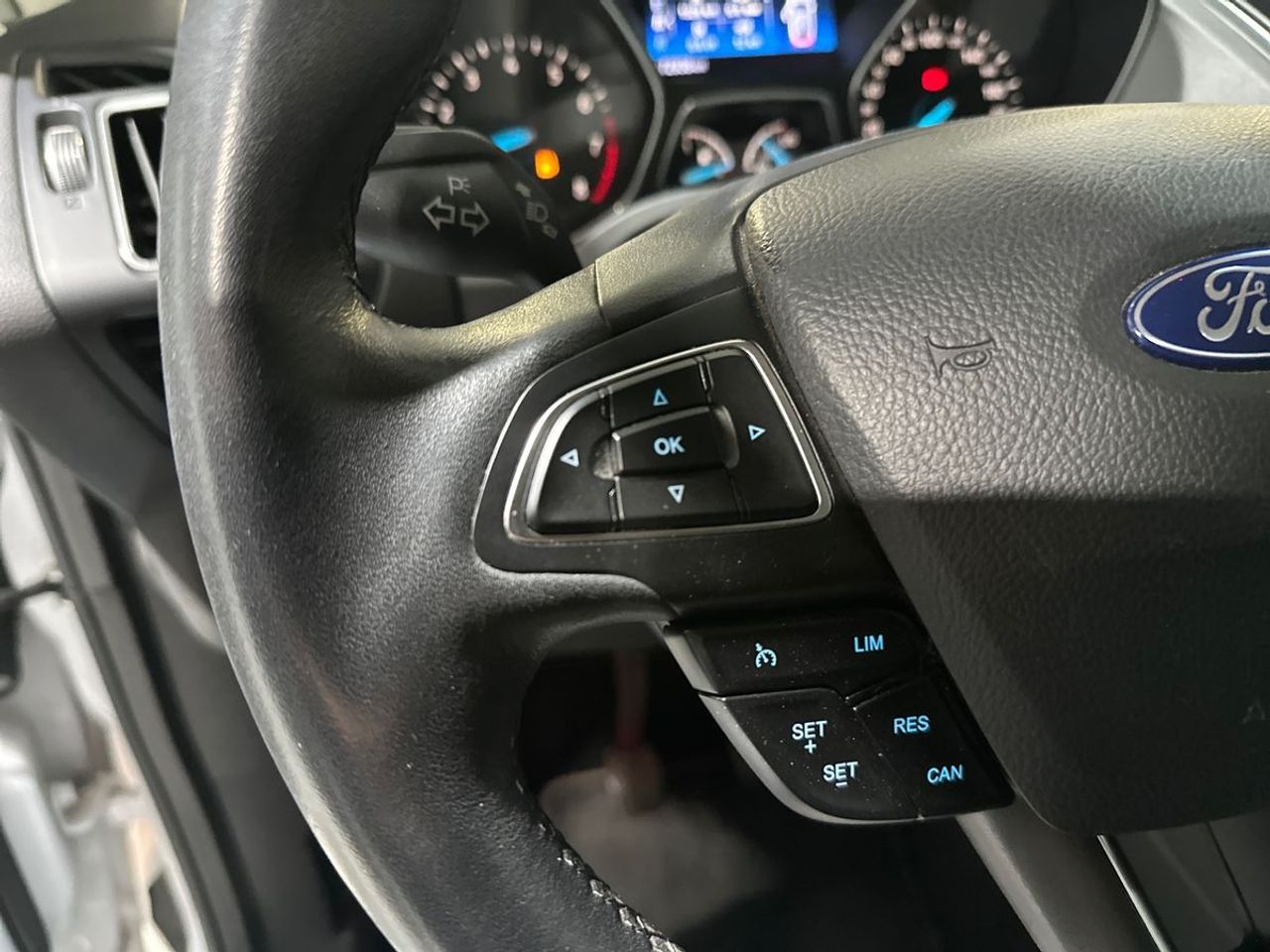 Ford C Max 1.0 EcoBoost Titanium - Foto 21