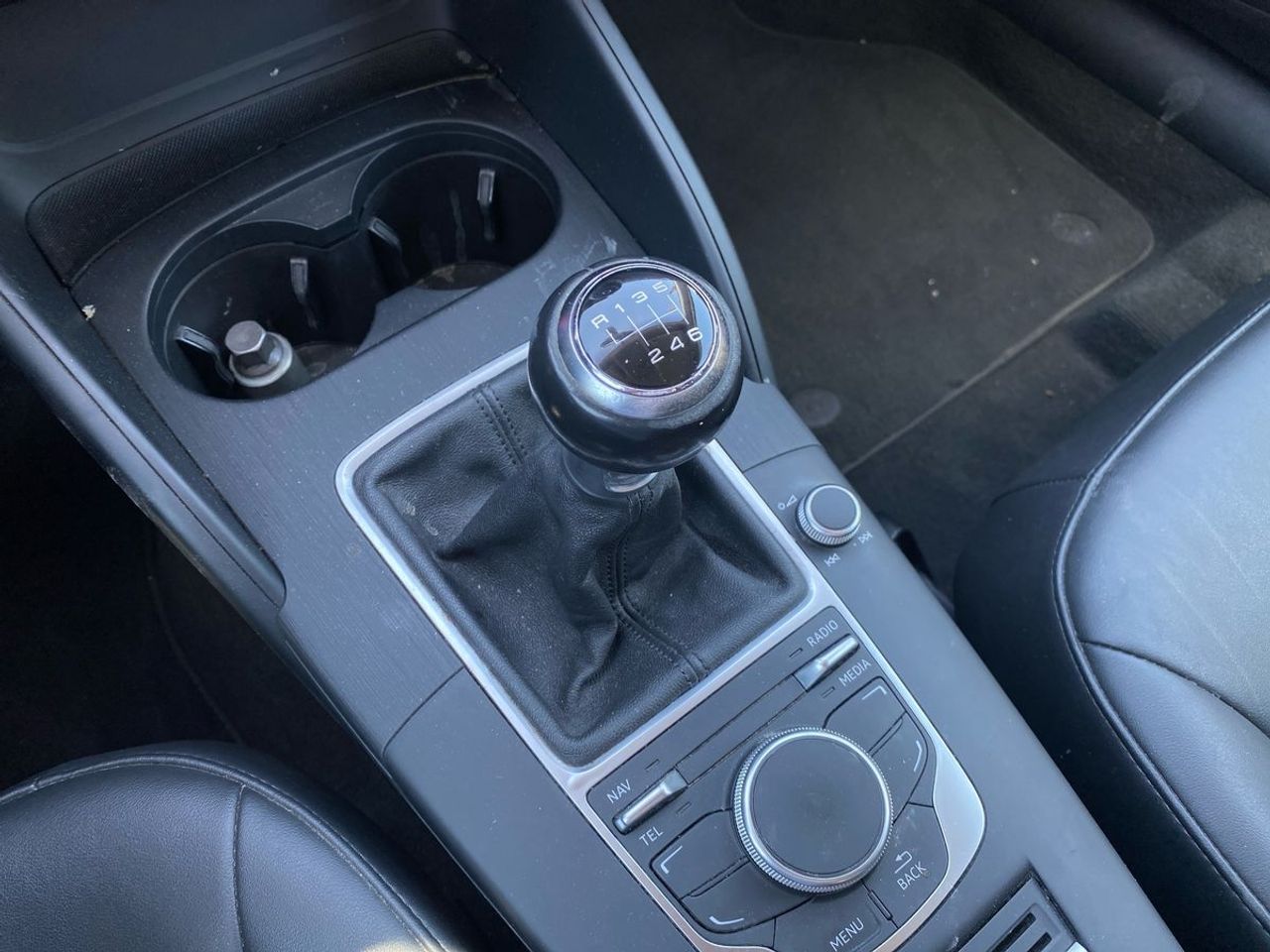 Audi A3 1.6 TDI Ambiente - Foto 13