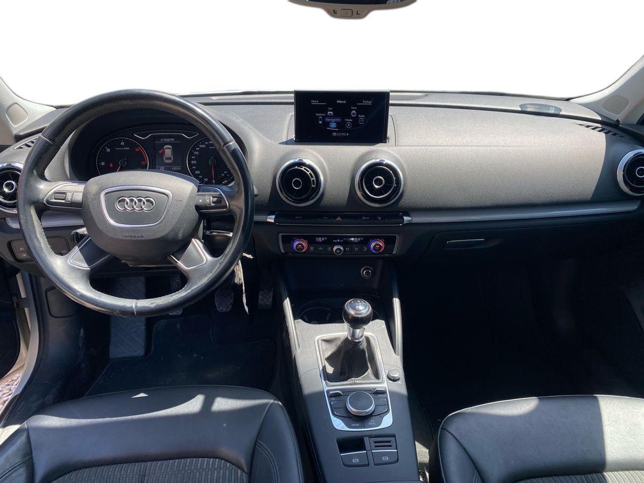 Audi A3 1.6 TDI Ambiente - Foto 11