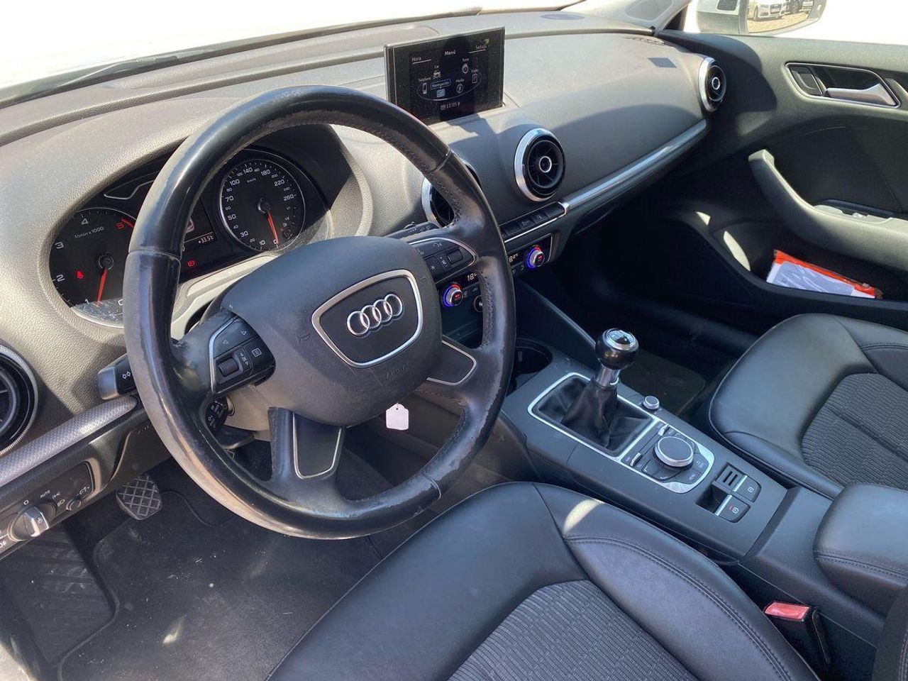 Audi A3 1.6 TDI Ambiente - Foto 12