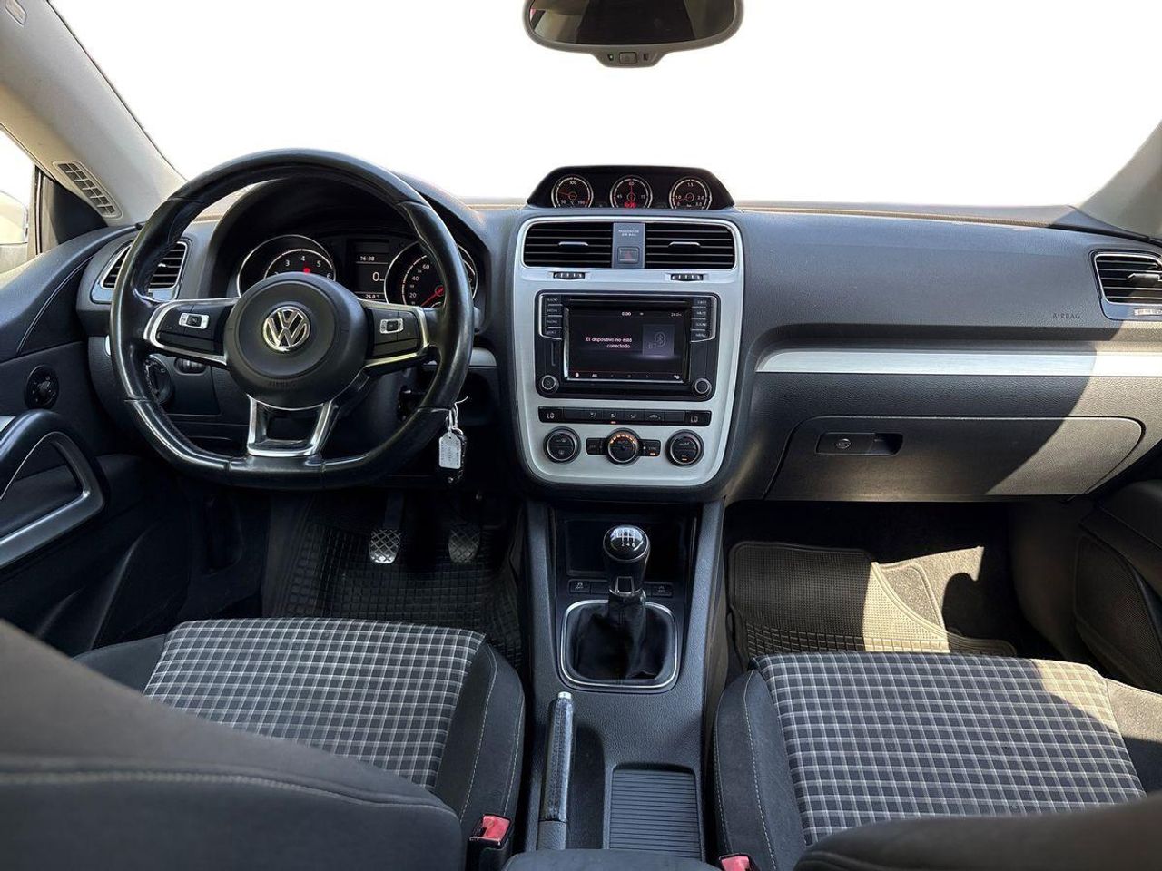 Volkswagen Scirocco R-Line 2.0 TSI 180CV BMT - Foto 12