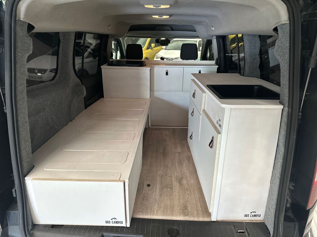 Ford Tourneo Connect 1.5 TDCi 88kW (120CV) Titanium Auto - Foto 3