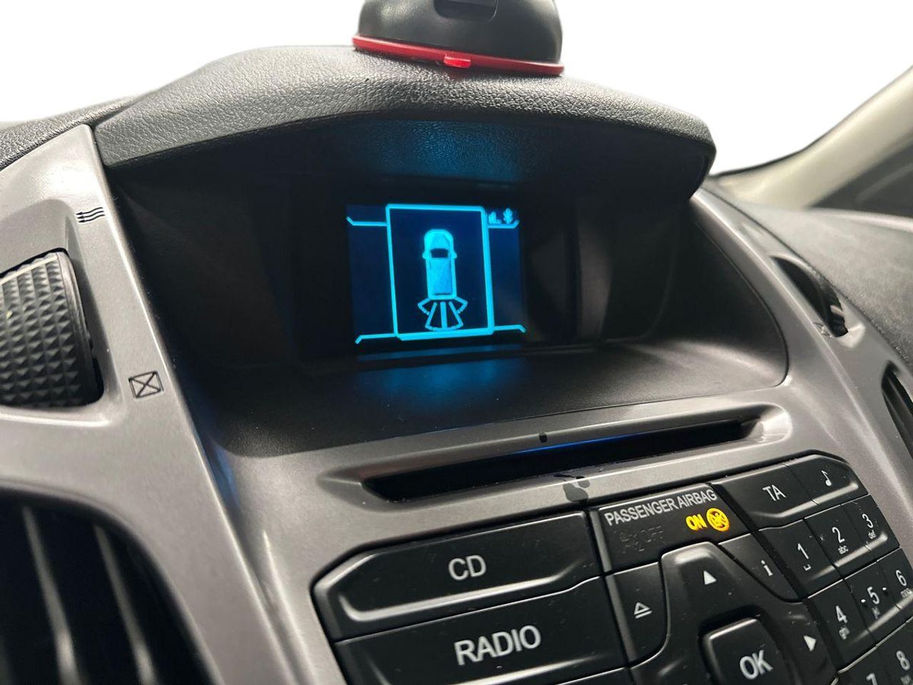 Ford Tourneo Connect 1.5 TDCi 88kW (120CV) Titanium Auto - Foto 17