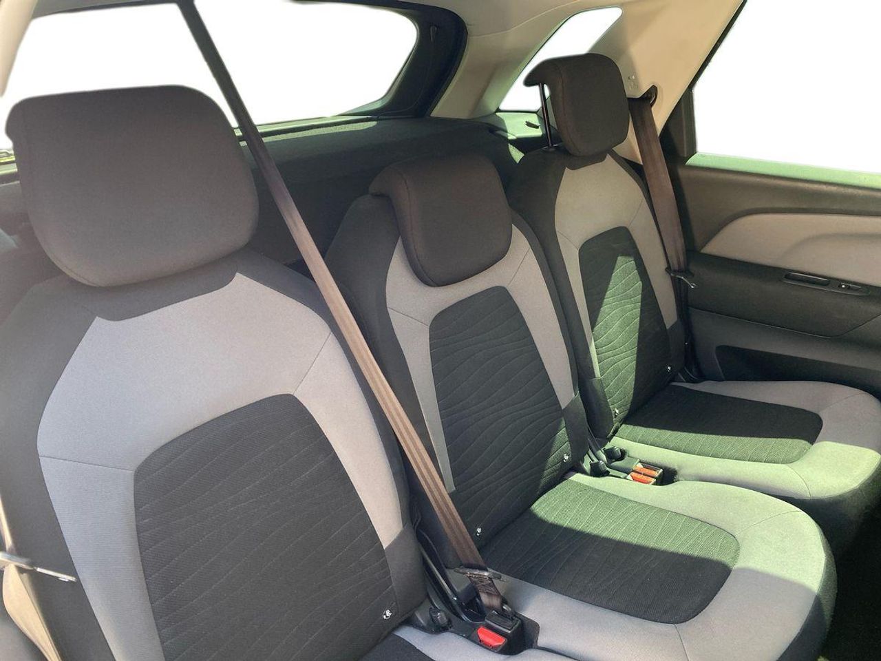 Citroën C4 Picasso 1.6 HDi 115cv Seduction - Foto 19