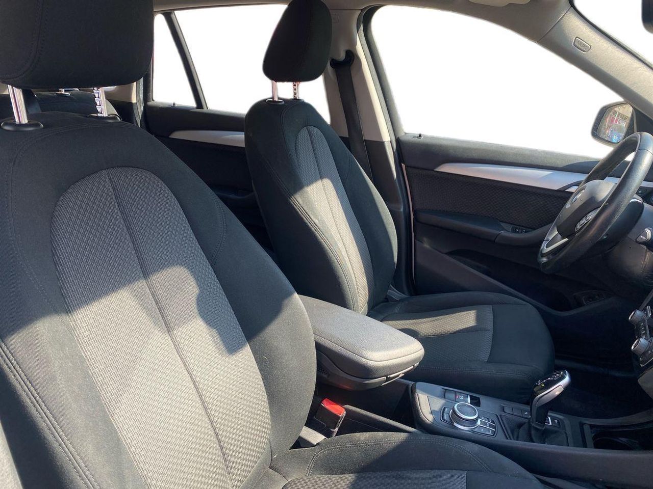 BMW X1 sDrive18d - Foto 18