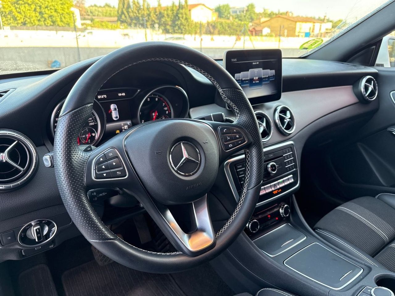 Mercedes Clase CLA CLA 180 - Foto 22