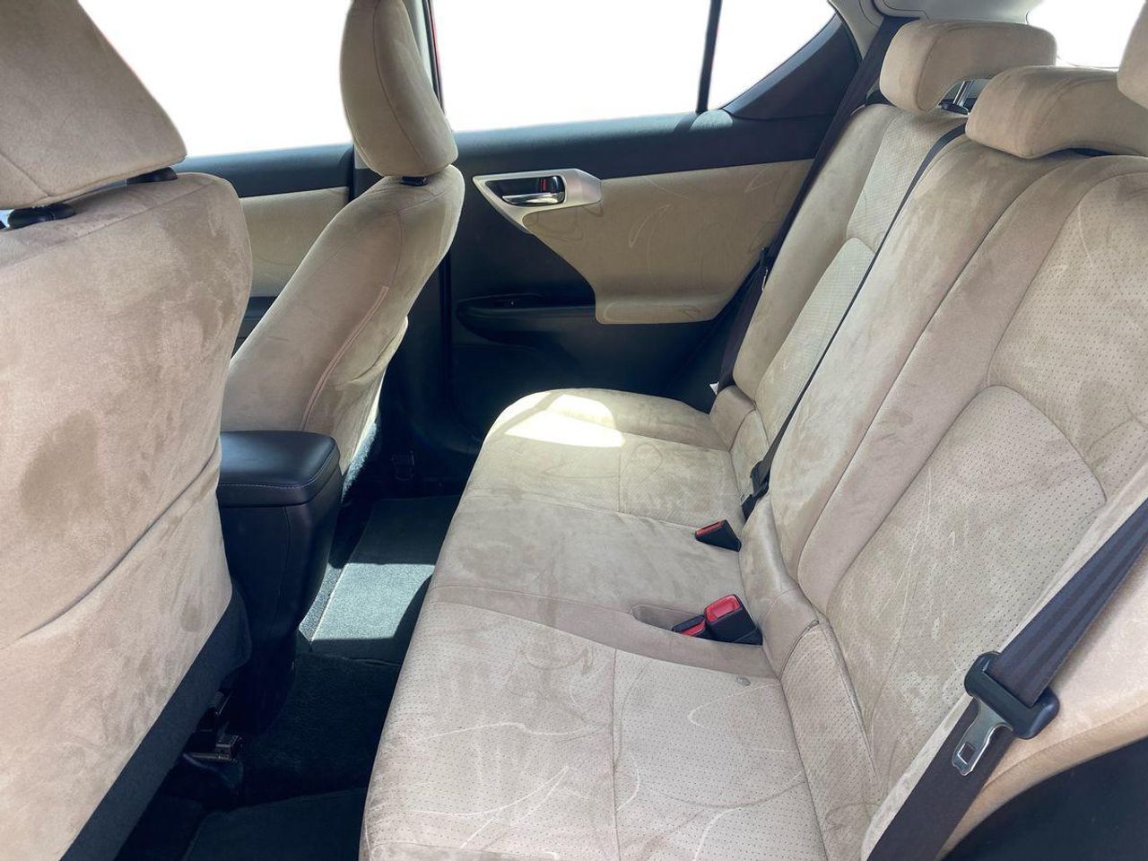 Lexus CT 200h Executive - Foto 18