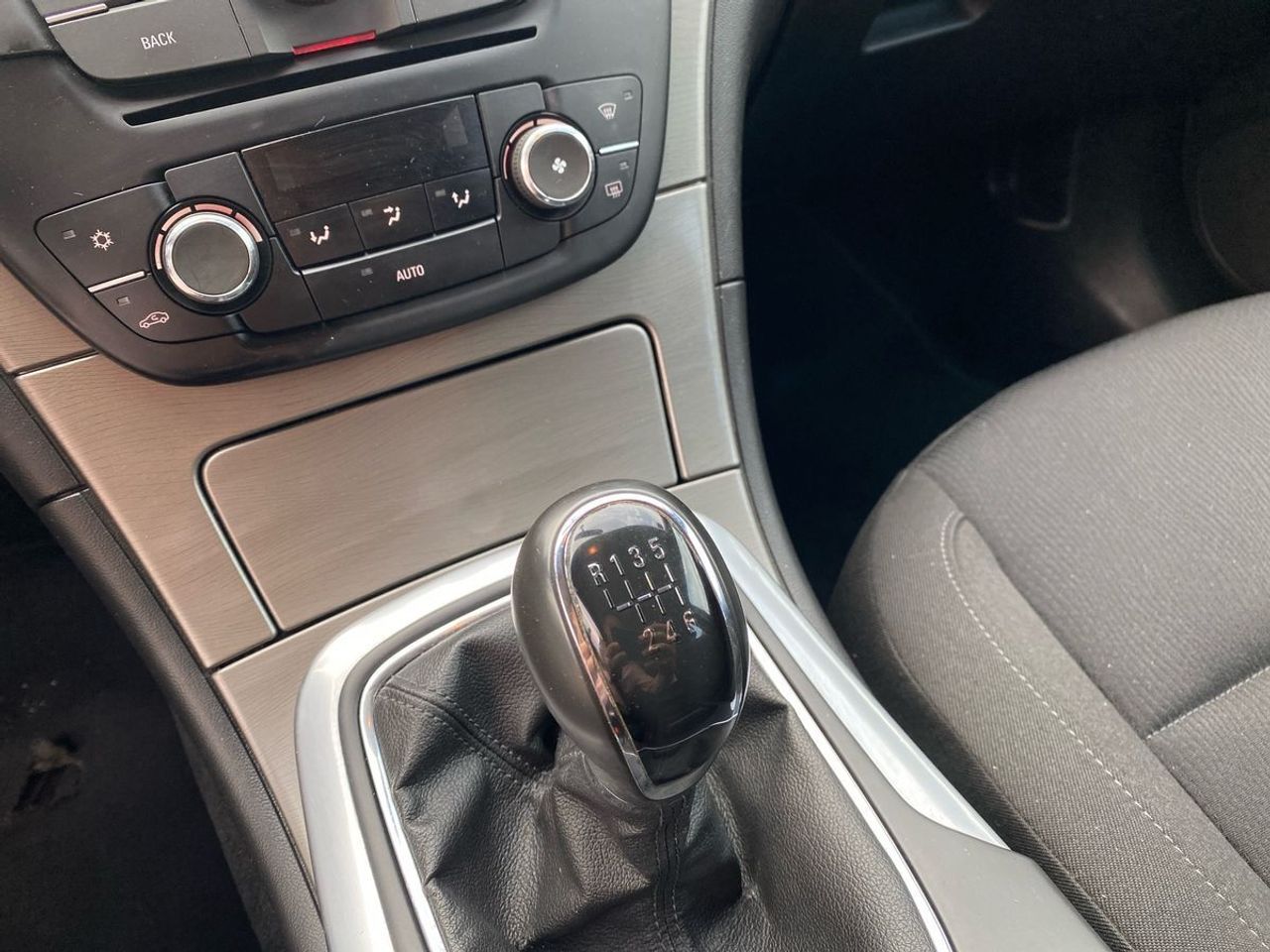 Opel Insignia  S. Tourer 2.0 CDTI S&S 130 Selective Bu. - Foto 13
