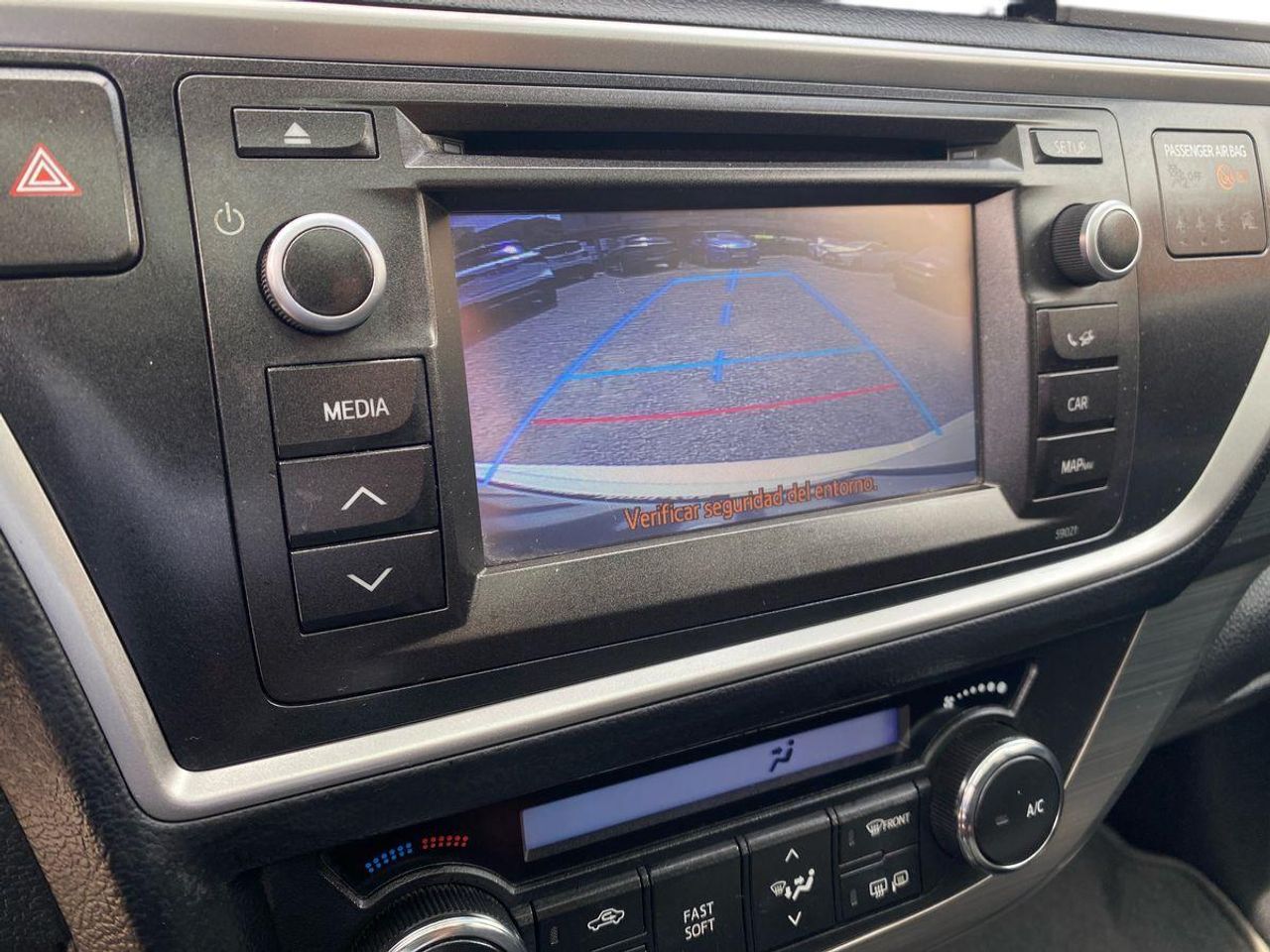 Toyota Auris 130 Active Touring Sports - Foto 16
