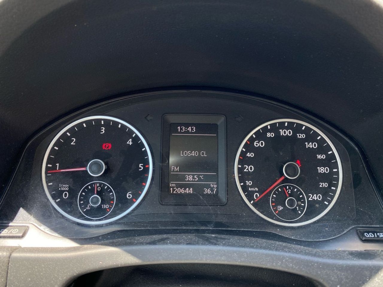 Volkswagen Tiguan T1 2.0 TDI 110CV BMT 4x2 - Foto 14