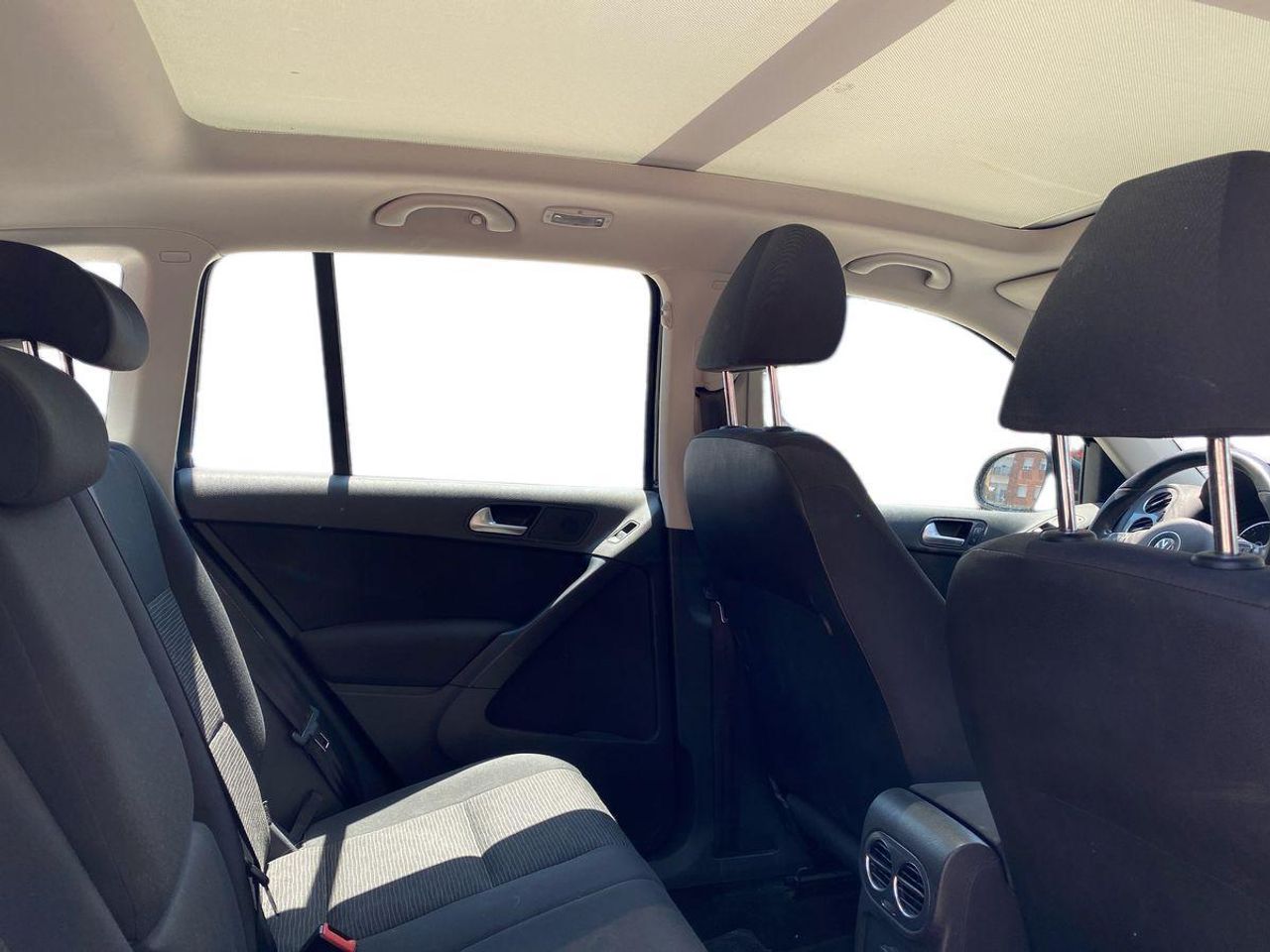 Volkswagen Tiguan T1 2.0 TDI 110CV BMT 4x2 - Foto 18