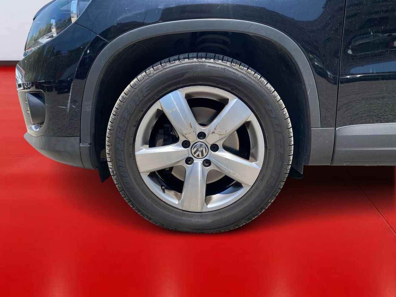 Volkswagen Tiguan T1 2.0 TDI 110CV BMT 4x2 - Foto 10