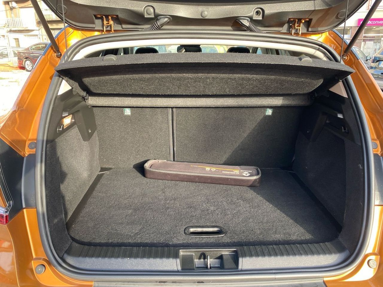 Renault Captur Zen TCe 74kW (100CV) - Foto 19