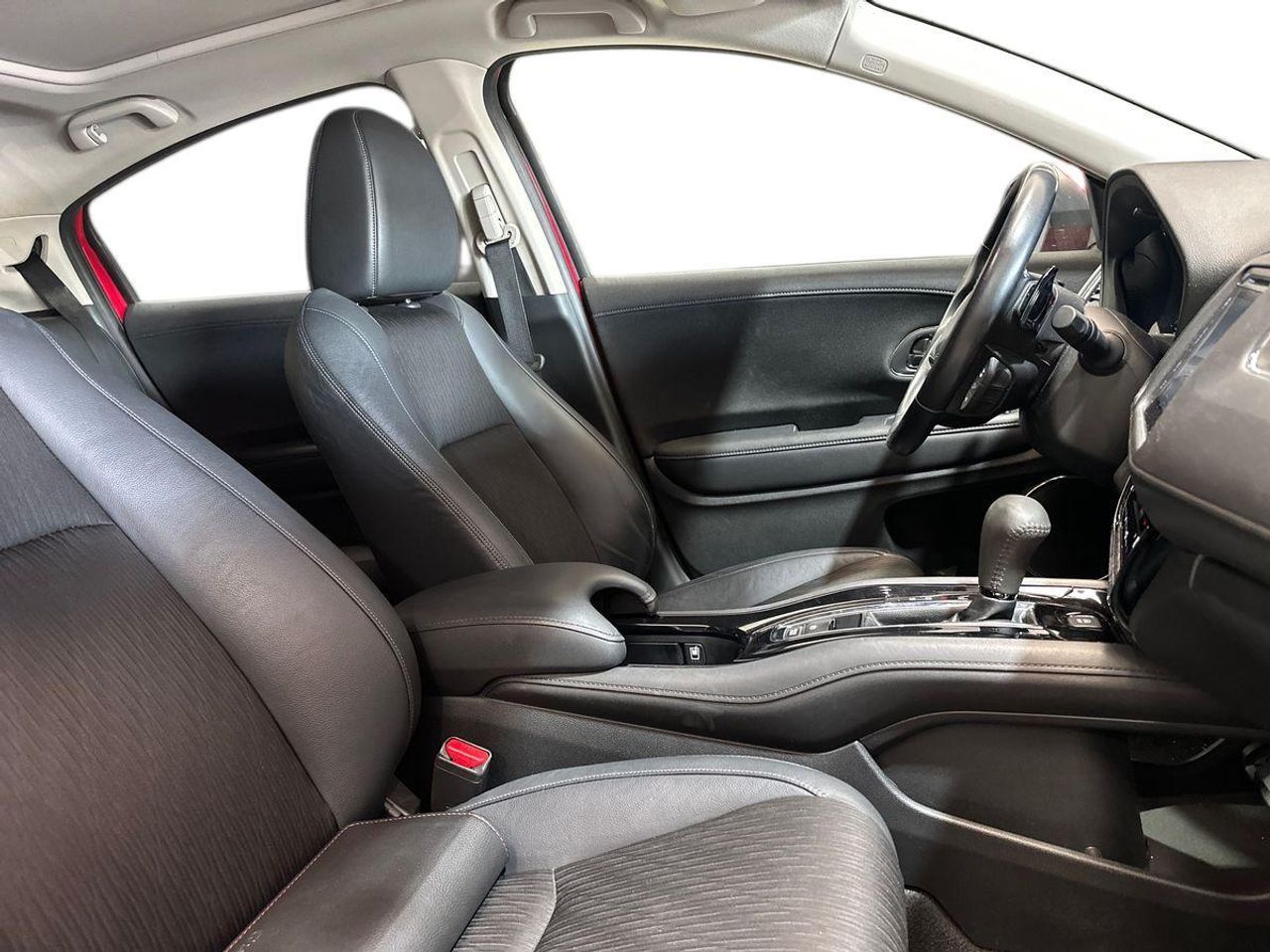Honda HR-V 1.5 i-VTEC Elegance Navi CVT - Foto 17