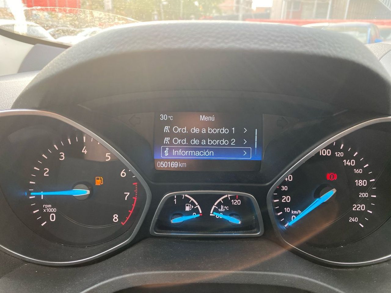 Ford Kuga 1.5 EcoBoost 88kW A-S-S 4x2 Trend+ - Foto 14