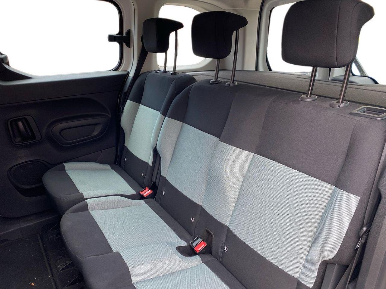 Citroën Berlingo Talla M BlueHDi 100 FEEL - Foto 18