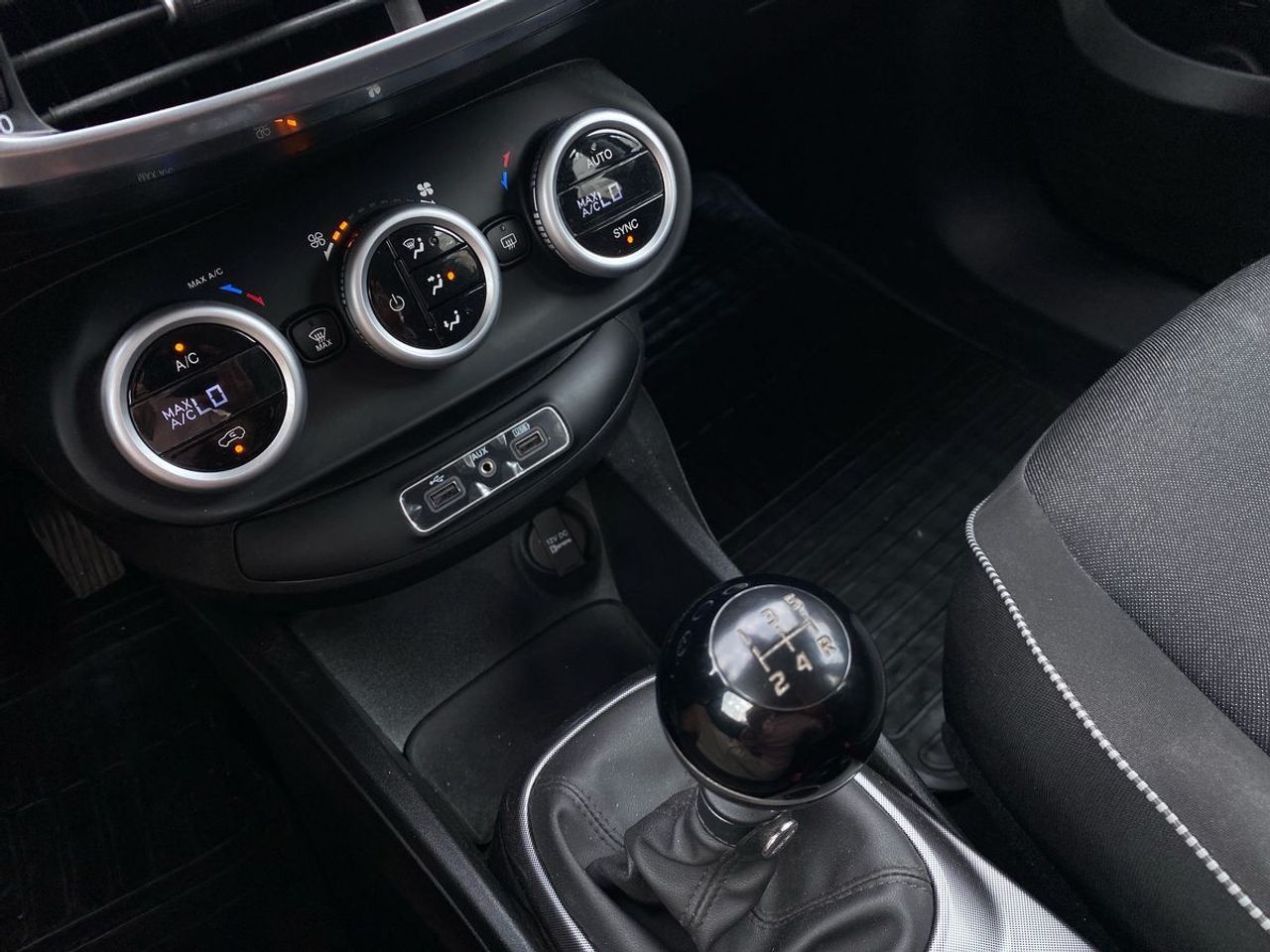 Fiat 500X Urban 1.6 E-Torq 81KW (110 CV) 4x2 S&S - Foto 13