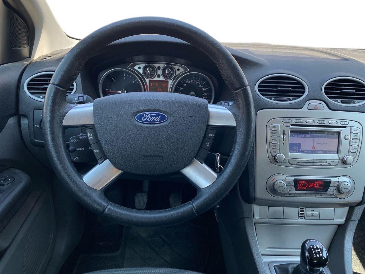 Ford Focus 1.6 TDCi 109 Trend - Foto 12