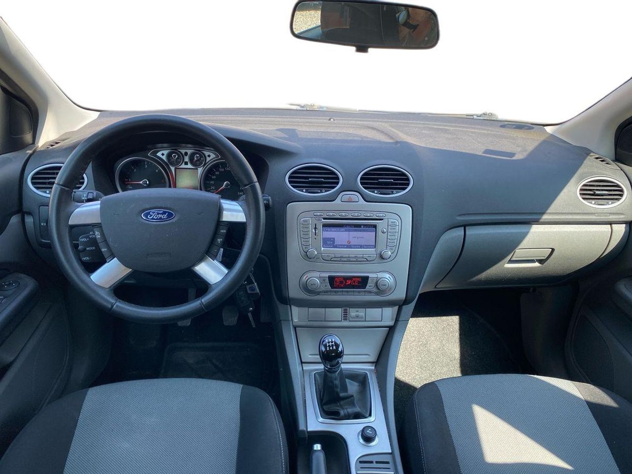 Ford Focus 1.6 TDCi 109 Trend - Foto 11