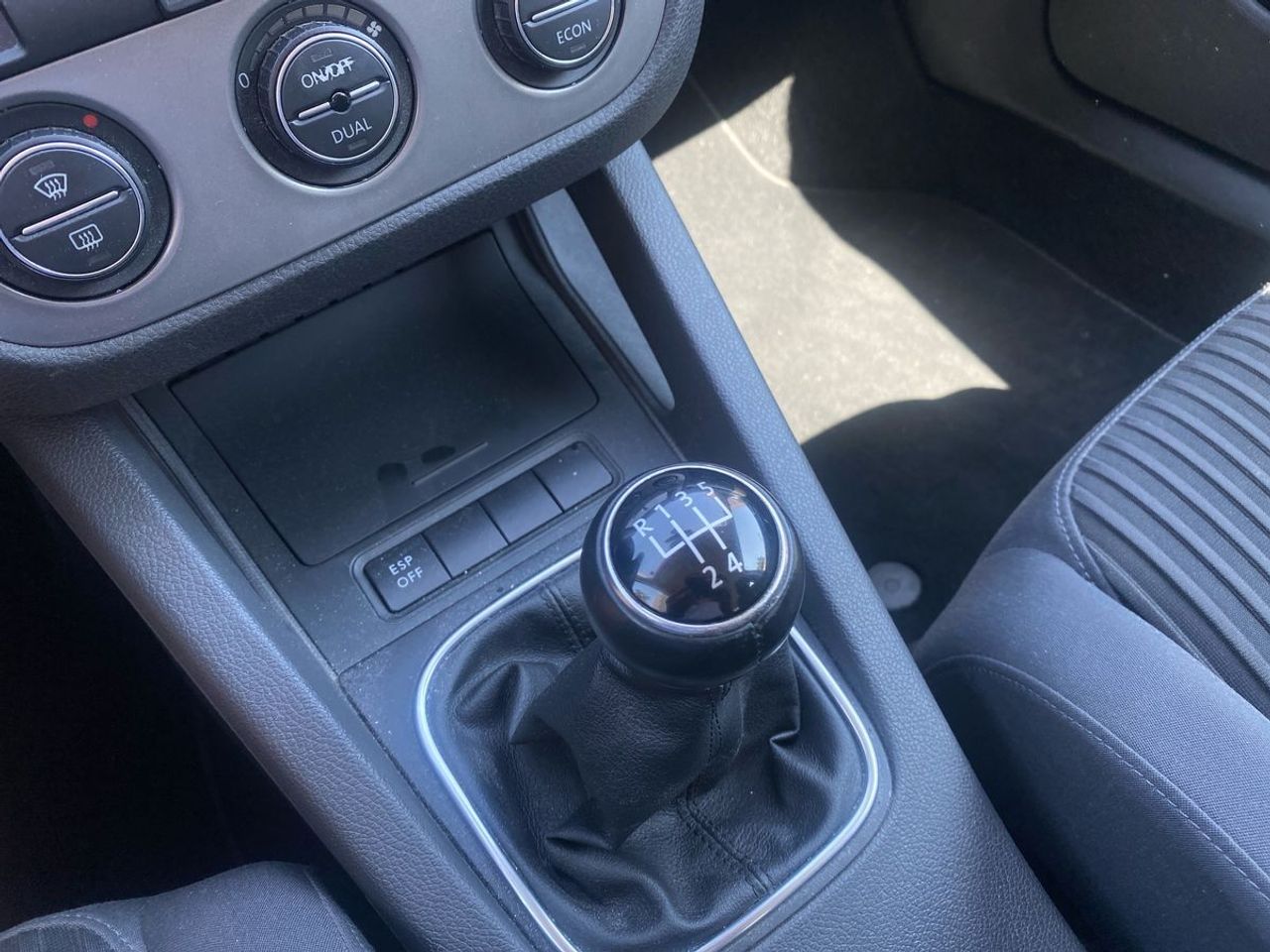Volkswagen Golf 1.6 Highline - Foto 13