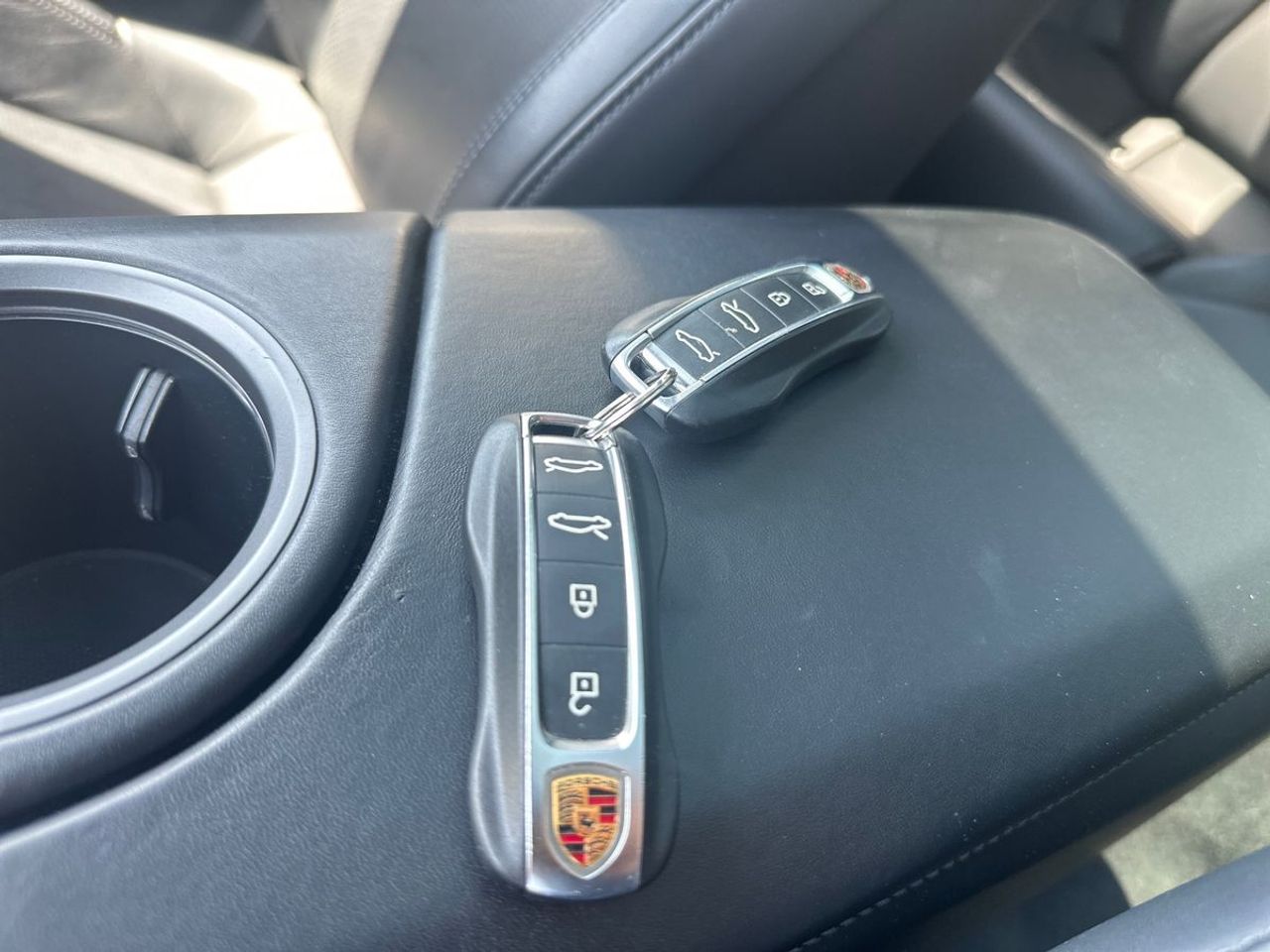 Porsche Taycan - - Foto 20
