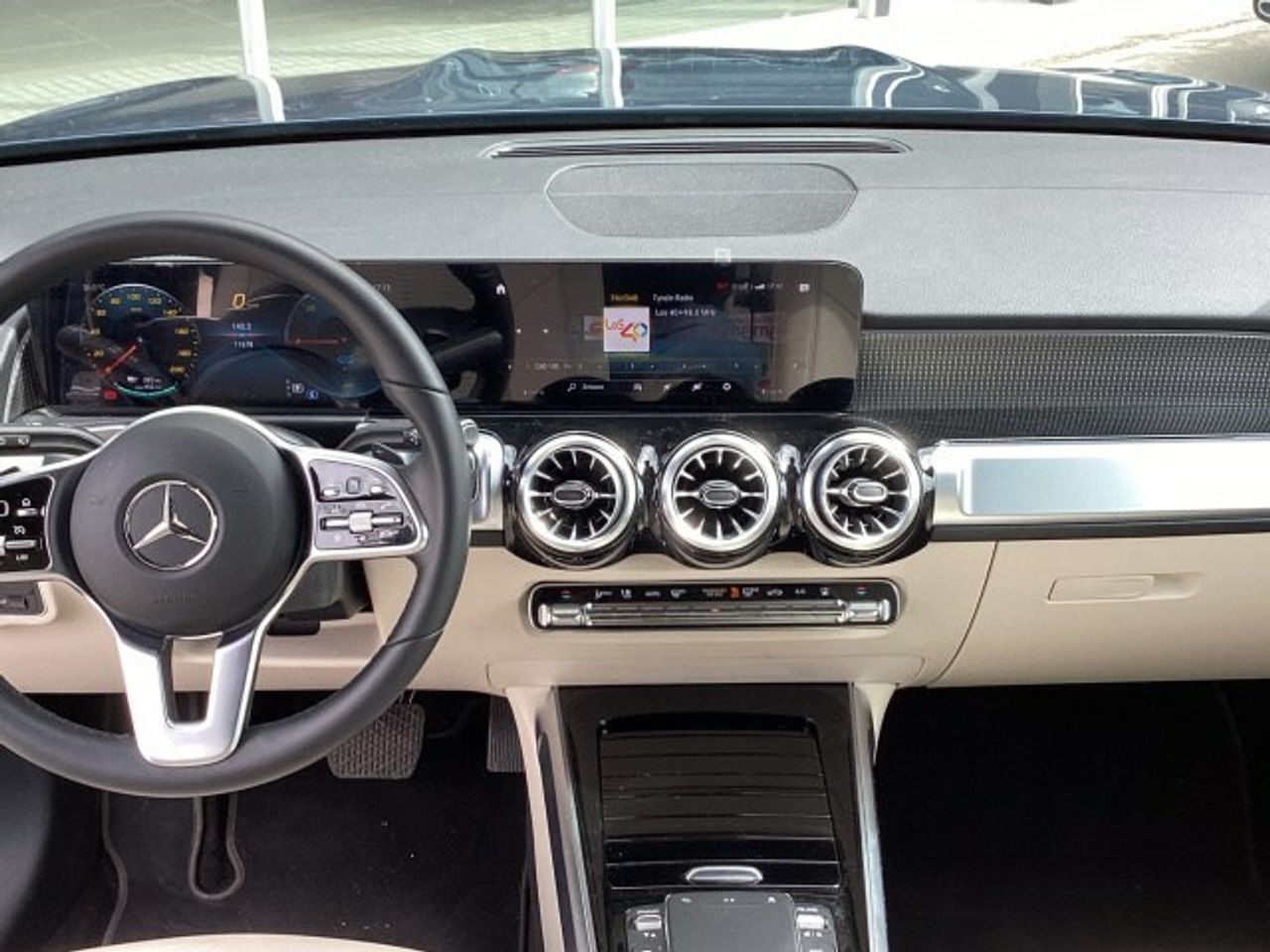 Mercedes EQB 250[0-803] - foto 8