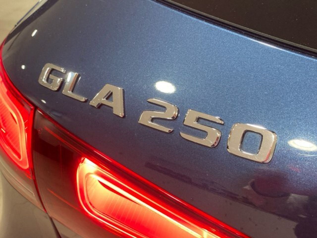 Mercedes GLA 250 4matic amg line (euro 6d) - foto 13