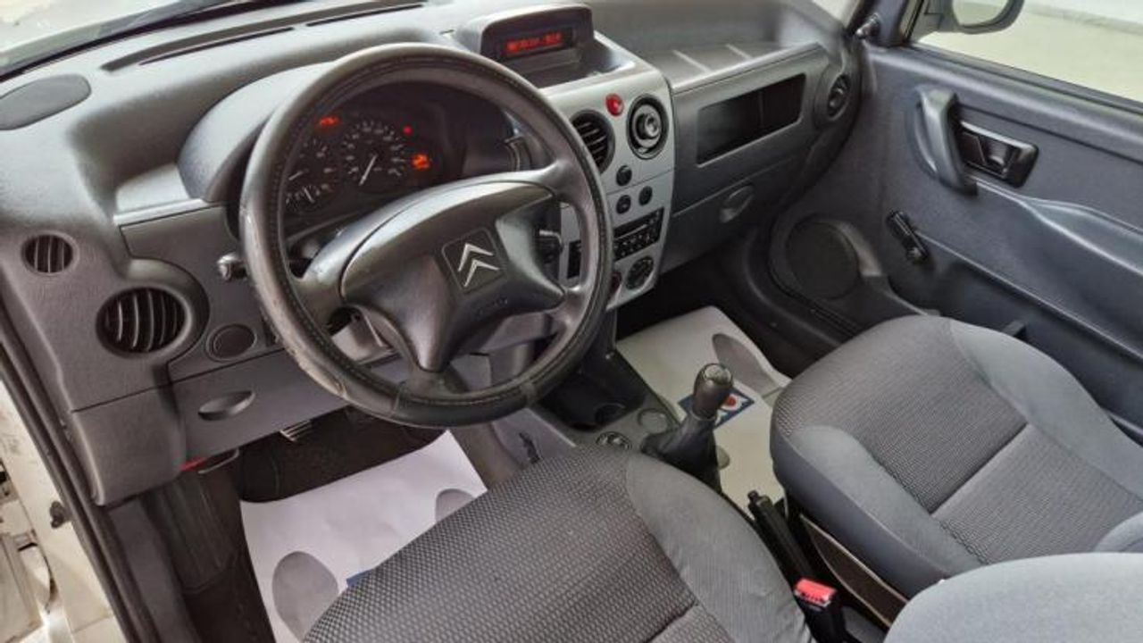 Citroën Berlingo 1600 90 CV 5 PLAZAS 4 PUERTAS - foto 13