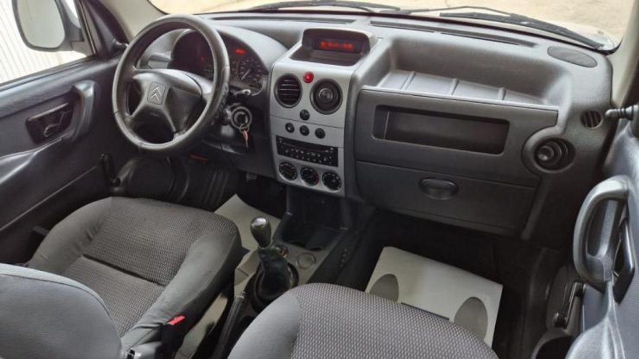 Citroën Berlingo 1600 90 CV 5 PLAZAS 4 PUERTAS - foto 12