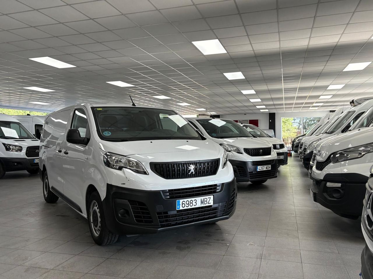 Peugeot Expert PRO larga XL 1.5 BLUEHDI 100 LONG - foto 26