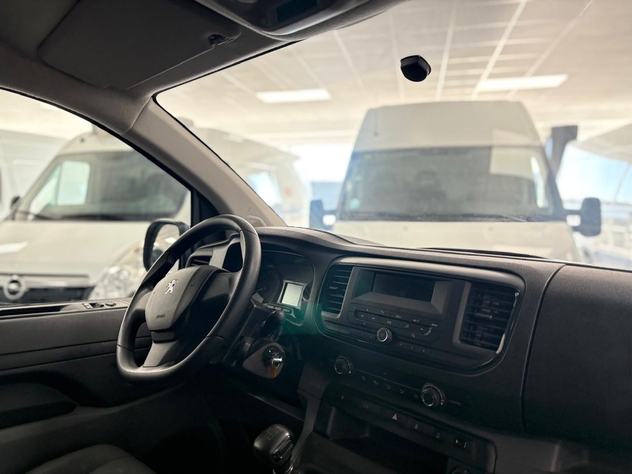 Peugeot Expert PRO larga XL 1.5 BLUEHDI 100 LONG - foto 22