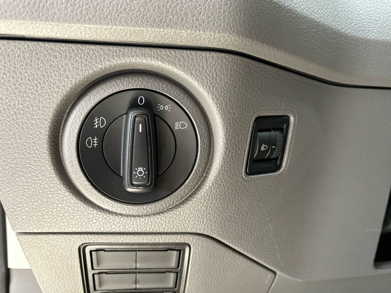 Volkswagen Crafter 30 Furgon BM TN L3H2 2.0TDI 75kW (102CV) - foto 10