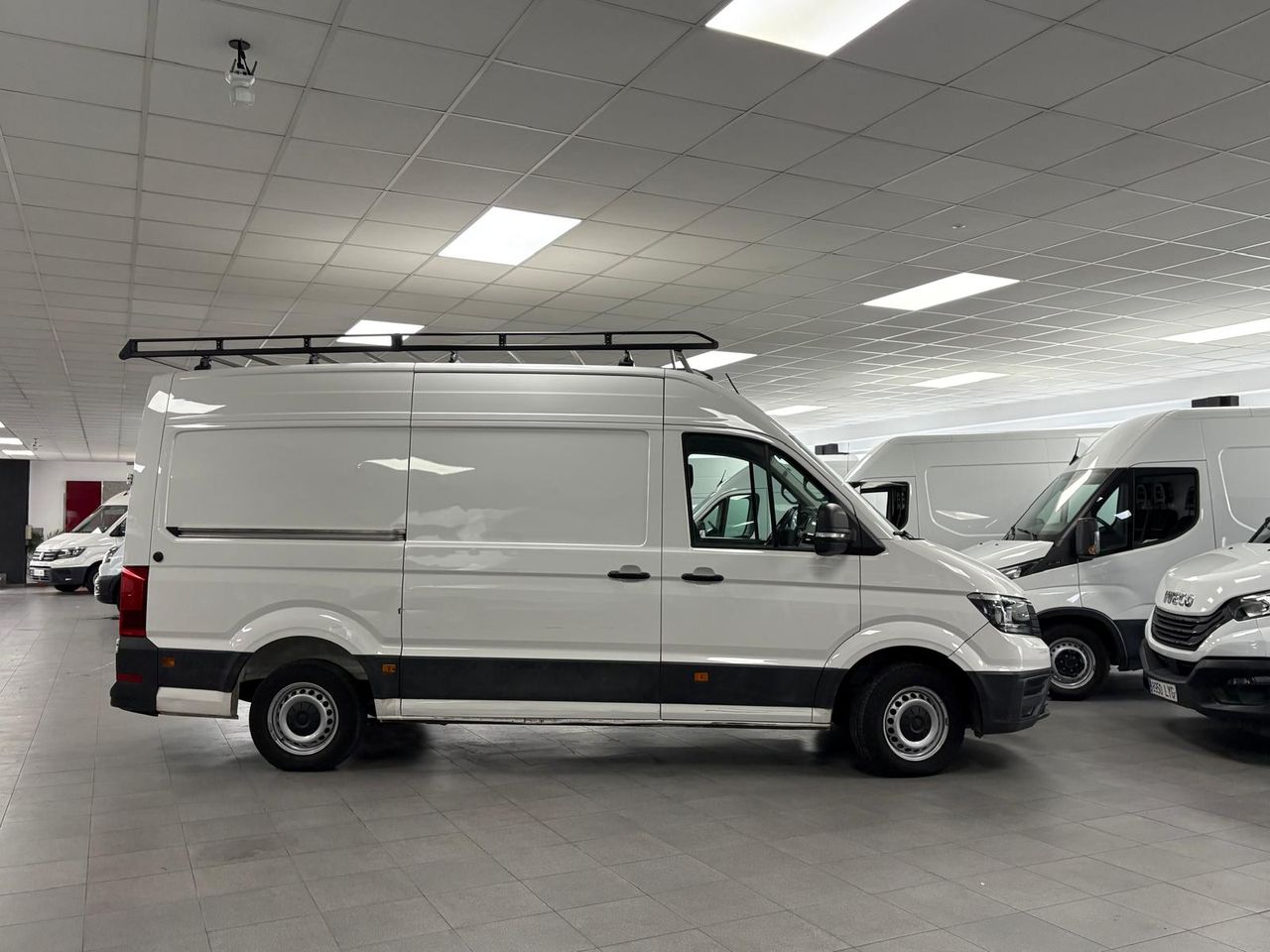Volkswagen Crafter 30 Furgon BM TN L3H2 2.0TDI 75kW (102CV) - foto 2