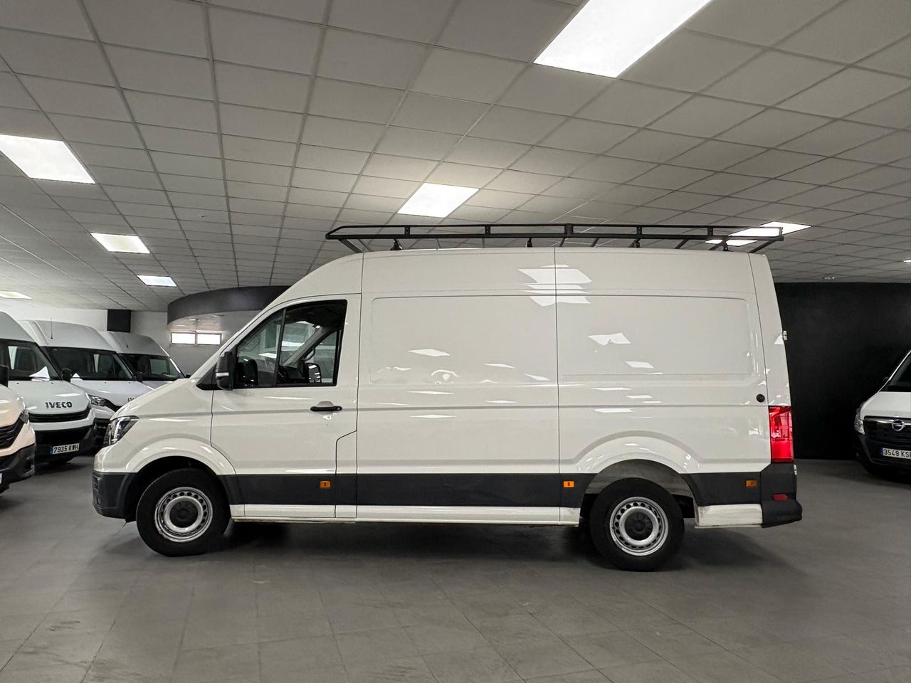 Volkswagen Crafter 30 Furgon BM TN L3H2 2.0TDI 75kW (102CV) - foto 4