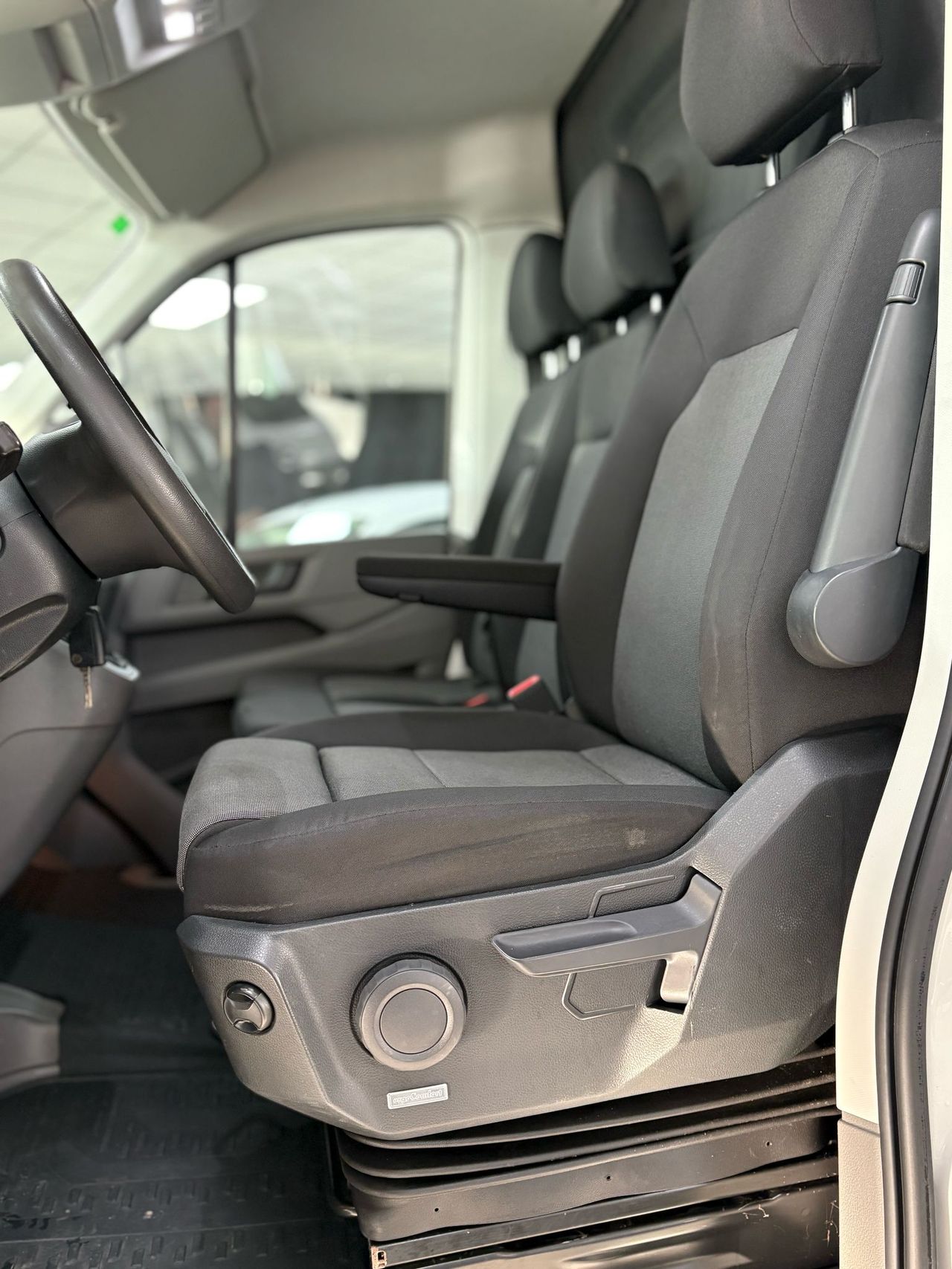 Volkswagen Crafter 30 Furgon BM TN L3H2 2.0TDI 75kW (102CV) - foto 11