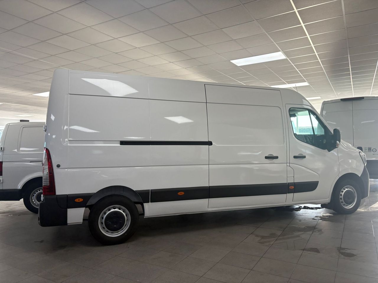 Renault Master Furgon T L3H2 3500 Bl dCi 100 kW(135CV) - foto 8