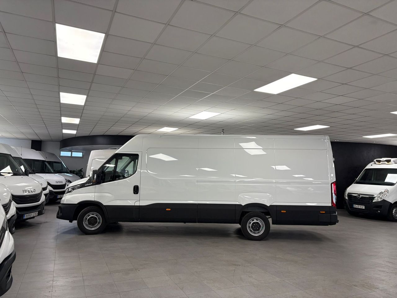 Iveco Daily 35 -160 HI-MATIC - foto 6