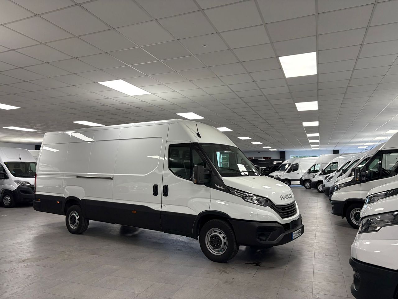 Iveco Daily 35 -160 HI-MATIC - foto 39