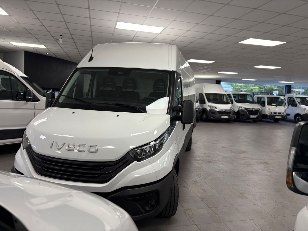Iveco Daily 35 -160 HI-MATIC - foto 8