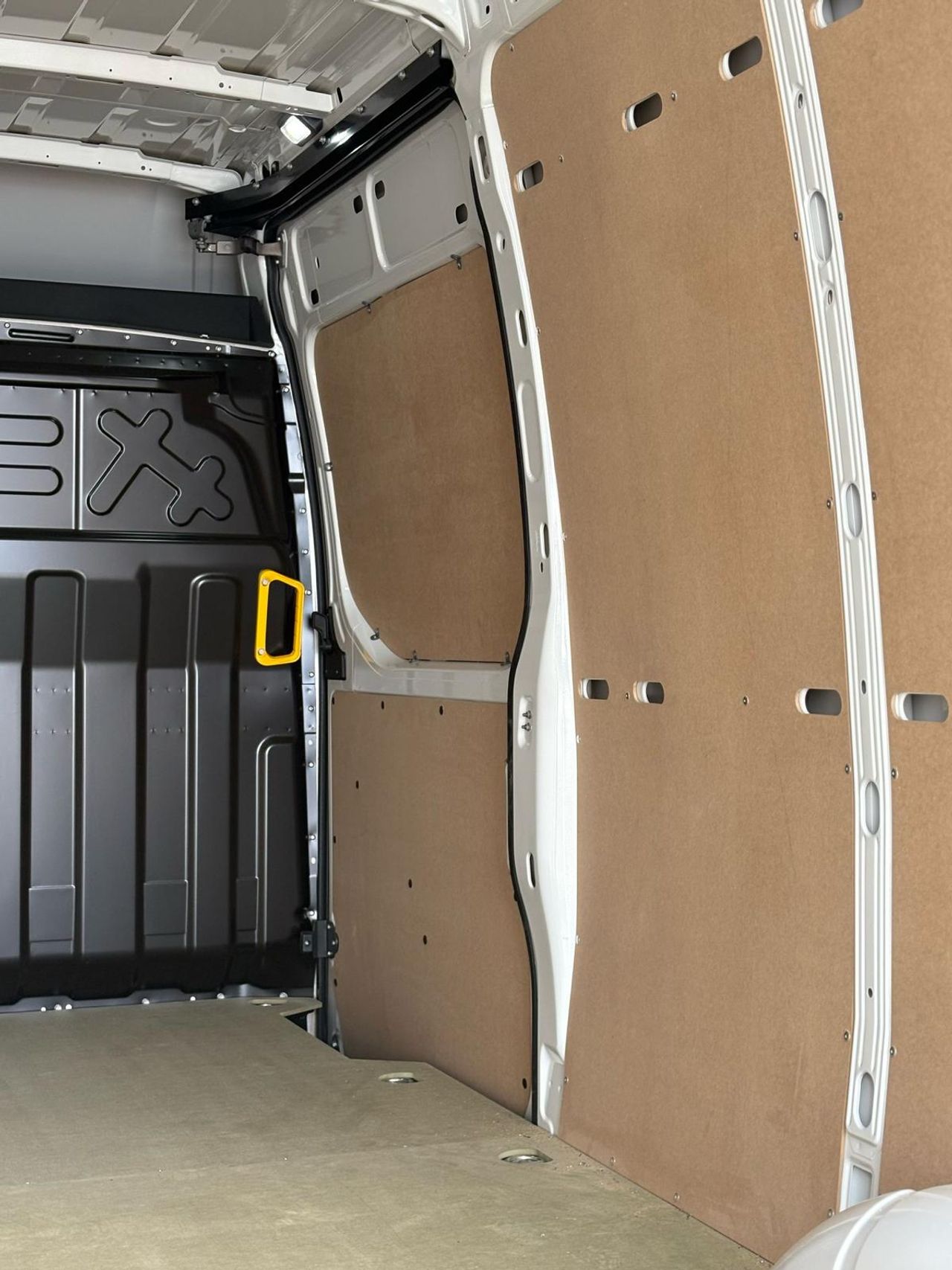 Iveco Daily 35 -160 HI-MATIC - foto 32