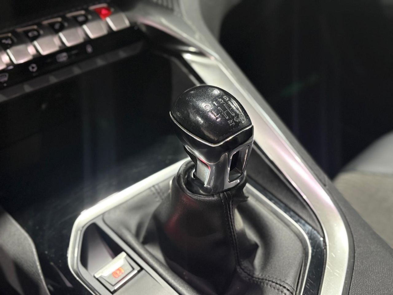 Peugeot 5008 1.5 BLUEHDI 96KW (130CV) S&S ALLURE - foto 21