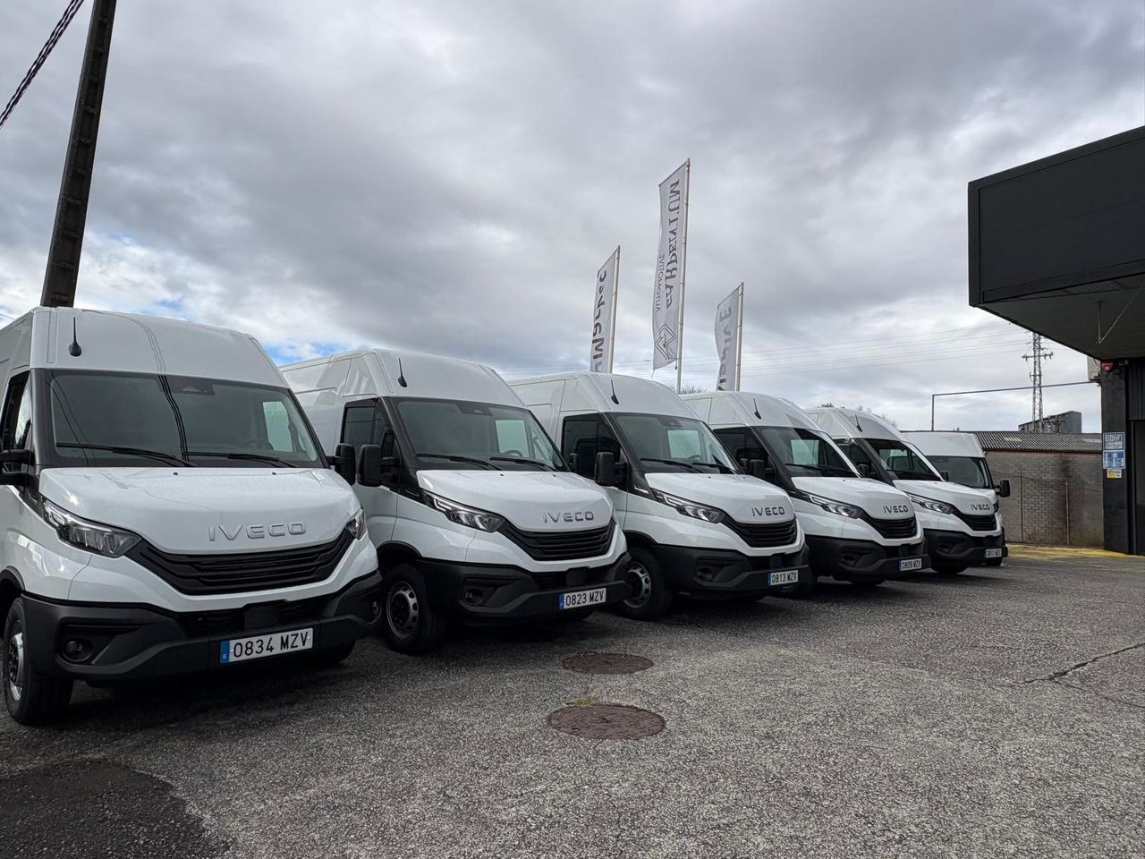 Iveco Daily 35 -160 HI-MATIC - foto 29