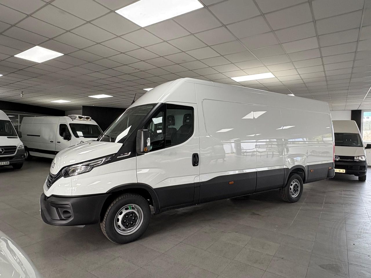 Iveco Daily 35 -160 HI-MATIC - foto 48