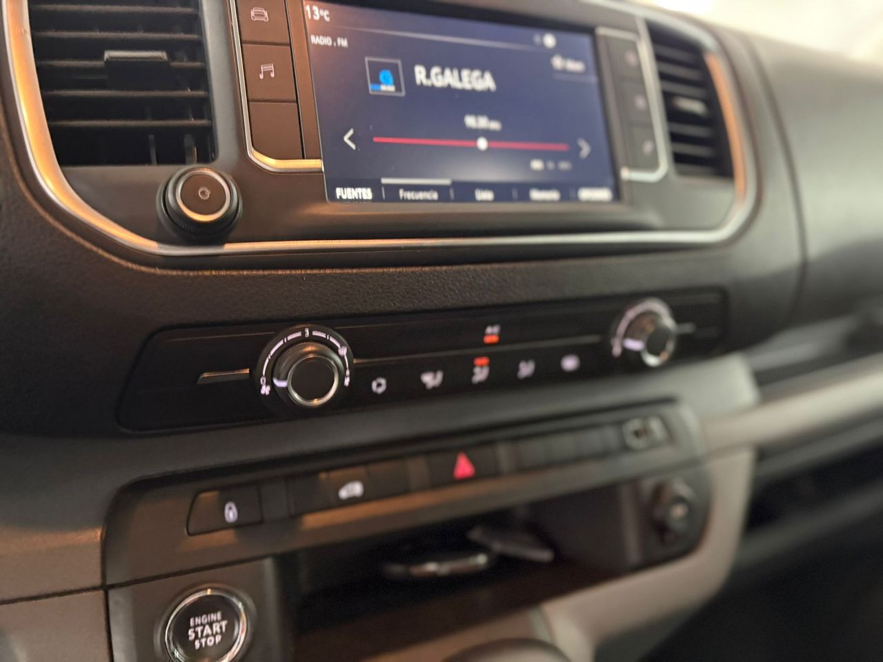 Opel Vivaro 2.0 TURBO 90KW EDITION L3H1 3.1T - foto 20