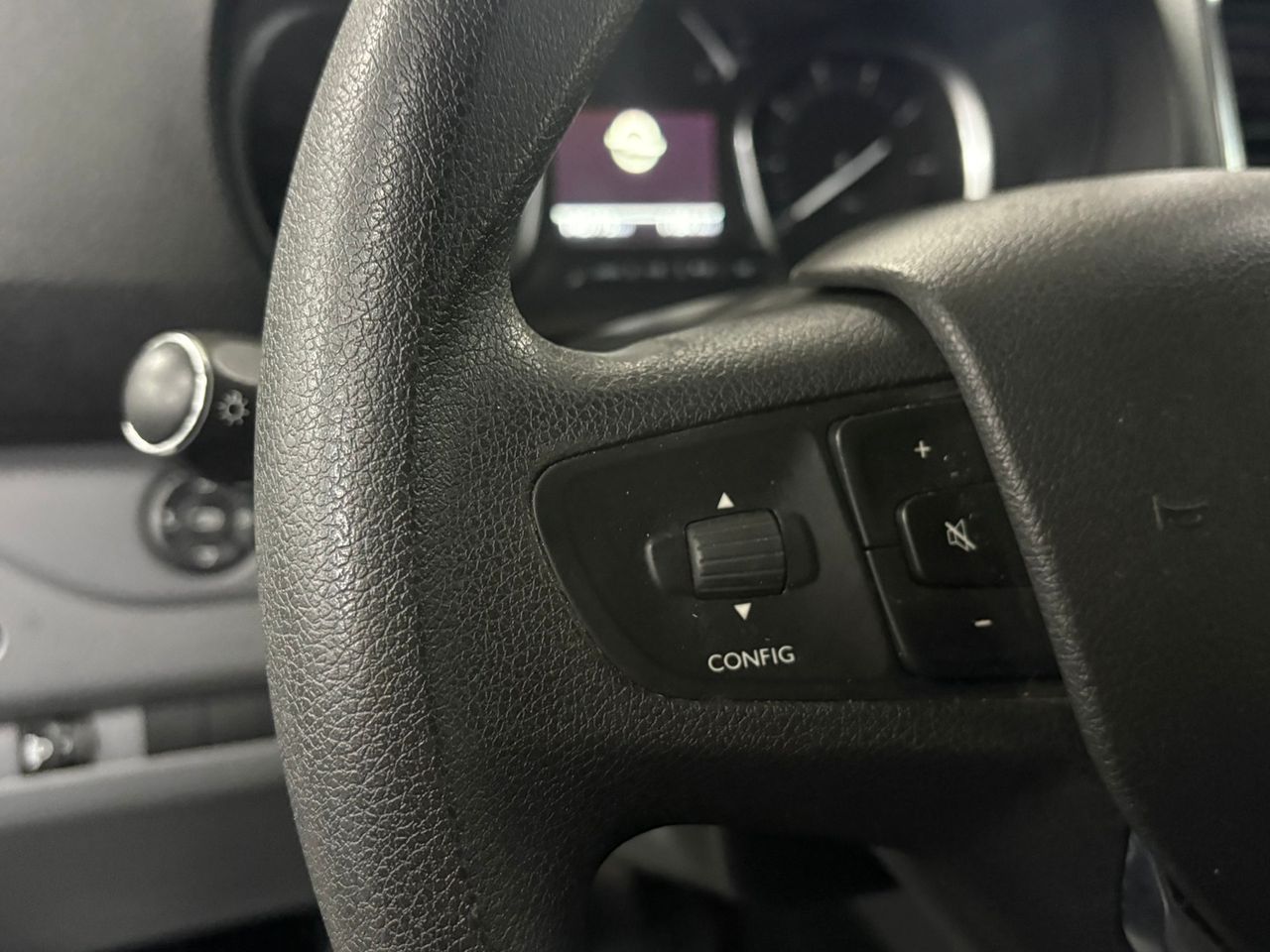 Opel Vivaro 2.0 TURBO 90KW EDITION L3H1 3.1T - foto 17